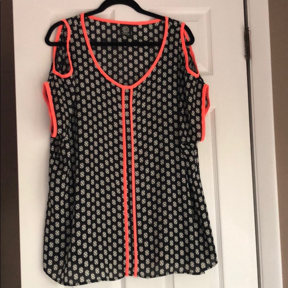 Plus size cold shoulder top